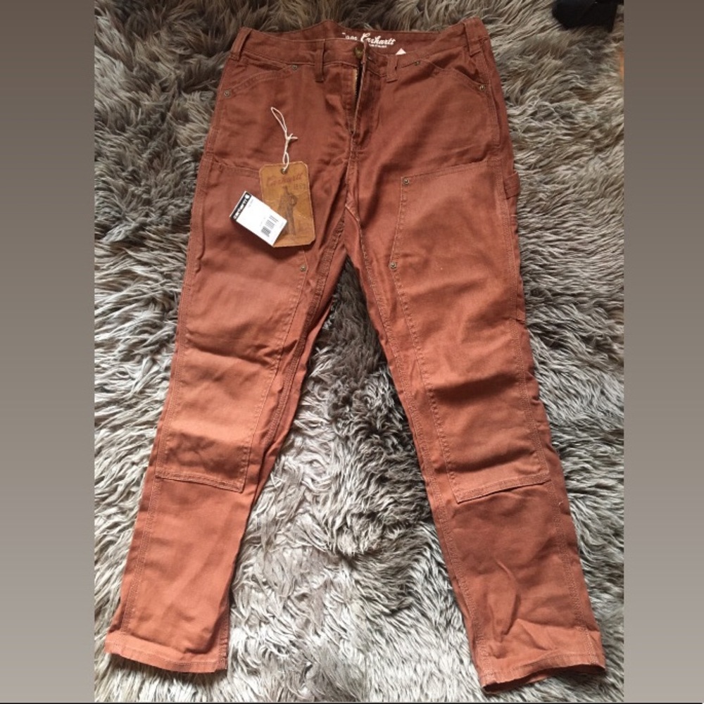 Women’s carhartt pants, brown, size 10 short